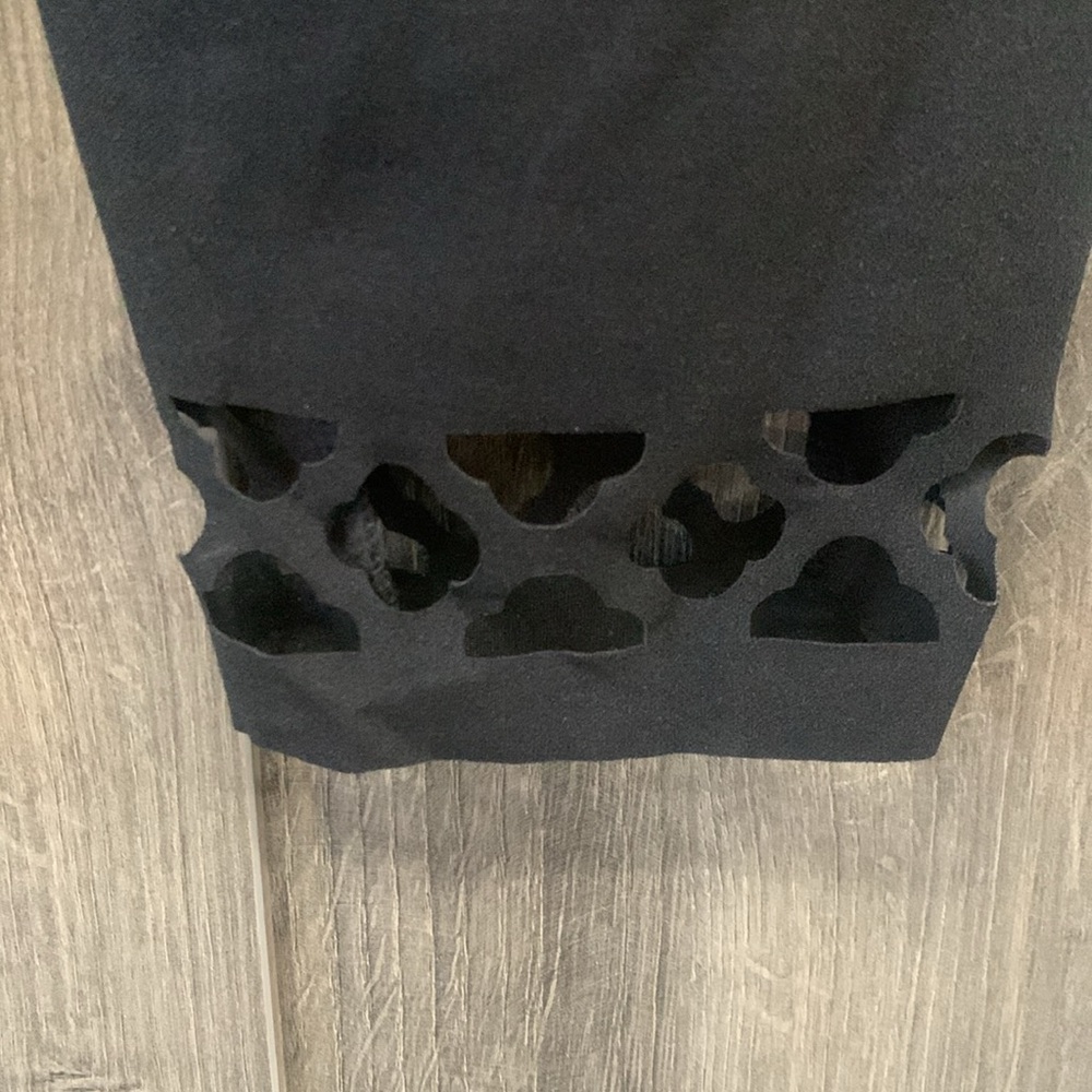 Emery Rose Black Elastic Waist Die Cut Ankle Leggings Women's Size Small - Picture 4 of 8